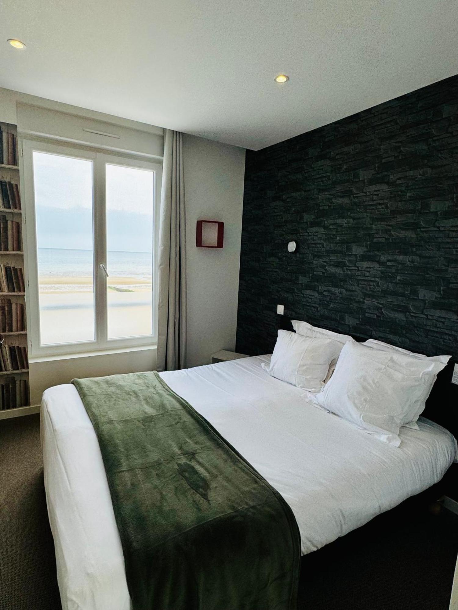 Le Clos Normand Saint-Aubin-Sur-Mer  Exterior photo